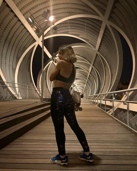 Salute nacktheit xxx galerien