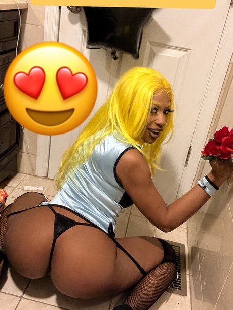 NAYLA MCKNIGHT YOUR FAV ContentCreator_ porno schöne fotos