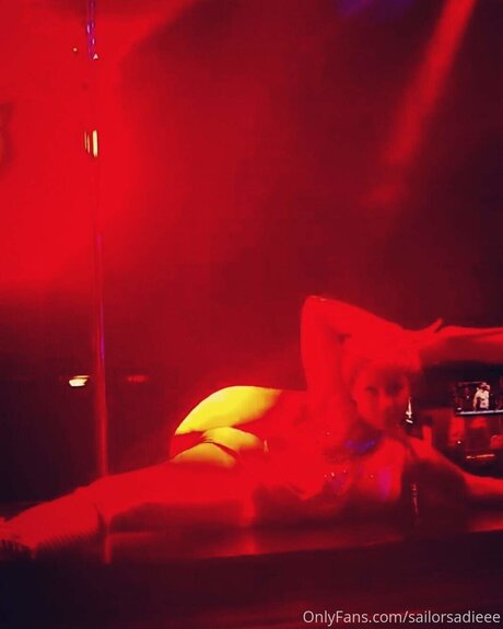 Sailor Sadie erwachsene exklusive fotos