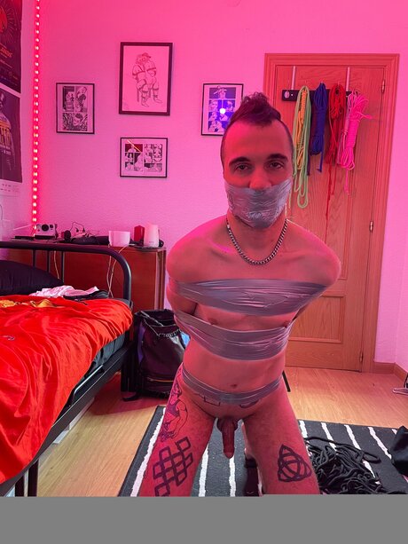 Safe and Bound schöne pornostar galerien