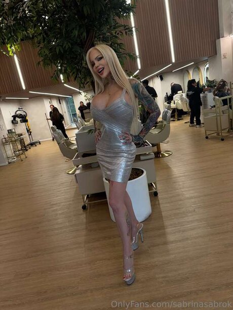 Sabrina Sabrok XXX nackt porno bilder