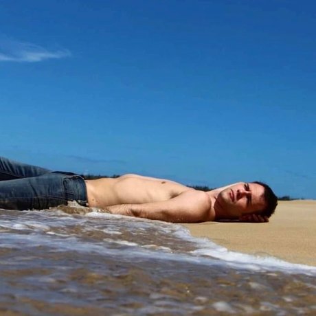 Ryker hübsche xxx bilder