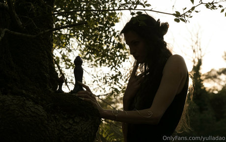 yulladao nacktheit top bilder