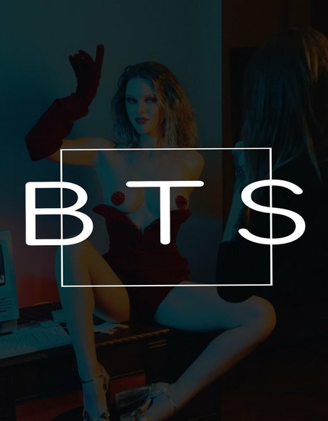 onlyora sexy xxx galerie