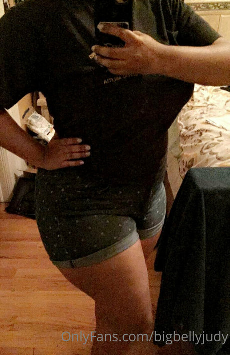 bigbellyjudy nacktheit pornografische galerie