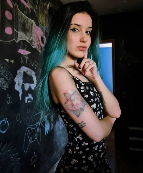 Teteia nacktheit heiße foto