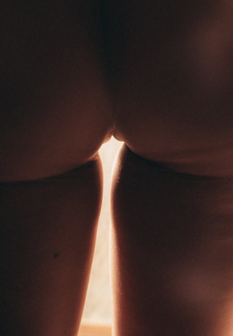 Lara Arluni freie porno bilder