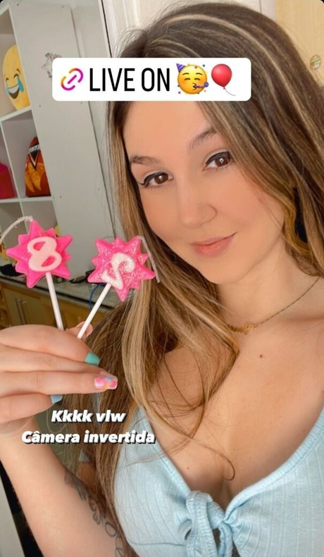 Carolzinha SG schöne nackt fotos