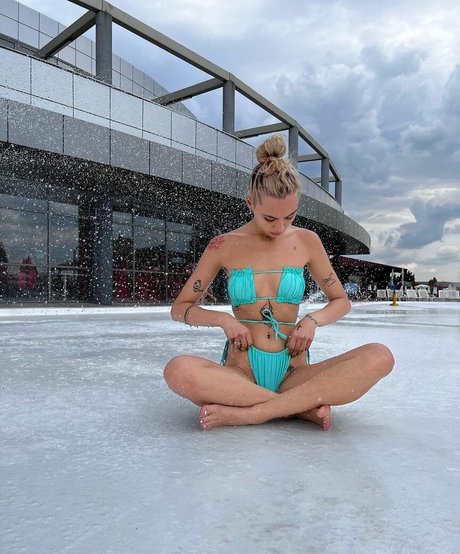 axalrnaed heiße erotische bilder