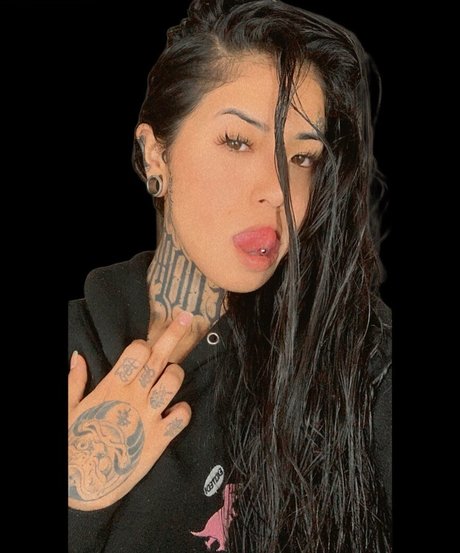 Biih Sato schauspielerin nackten bild