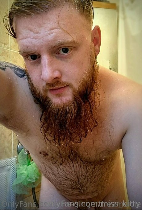 miss kitty freie nacktheit foto