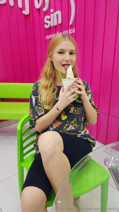 vanessa norris nackt schöne fotos