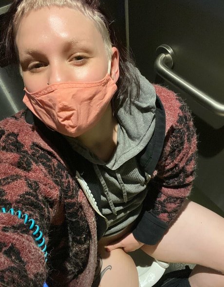 eeemmmthegoddess heiße perfekte fotos