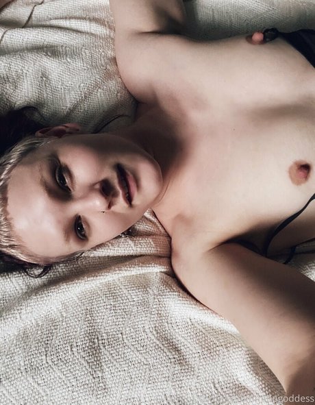 eeemmmthegoddess freie nackte galerien