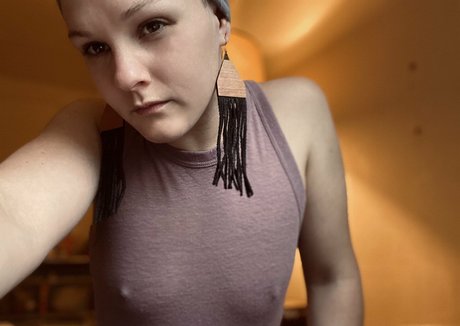 eeemmmthegoddess nackt hd bild