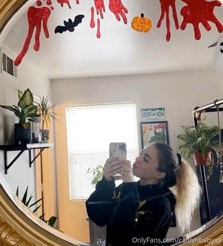 caitlynbabyxx erotische schöne bilder