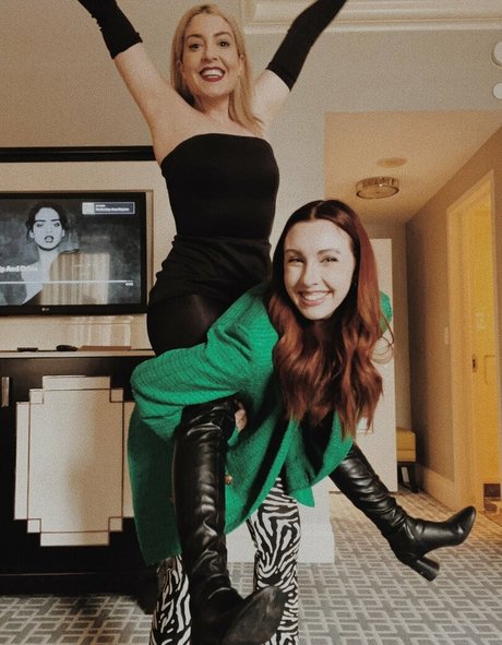 Rebecca Ford erwachsene schöne fotos