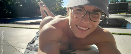 corychasexxx erotische schöne foto