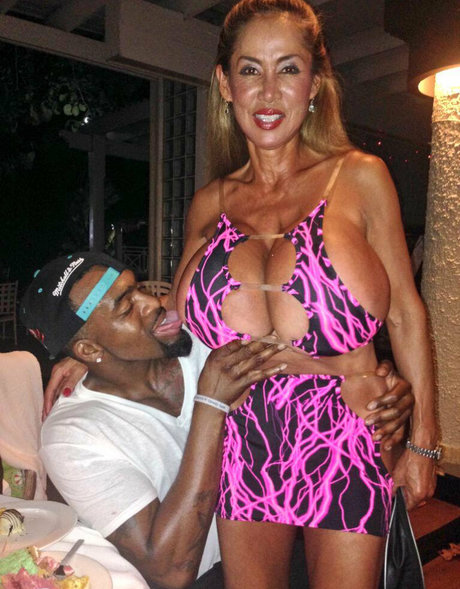 MinkaXXX pornostar xxx archiv