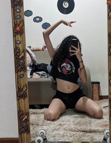 Thesuusu schöne nackte archiv