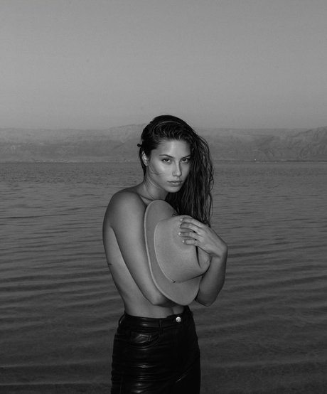 Yeela Frumkin exklusive sexy archiv