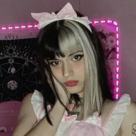 Cherry Bella hd bilder