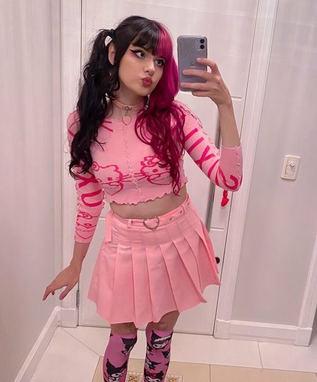 Cherry Bella kostenlose sex galerien