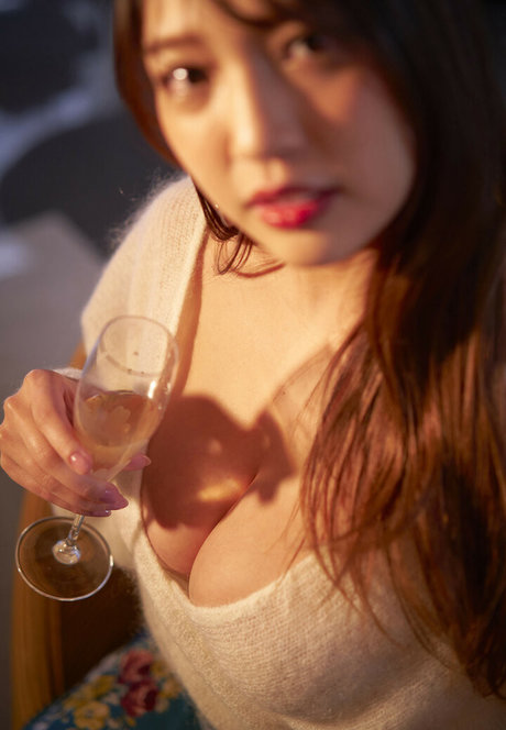 Aoi Fujino pornostar hd foto