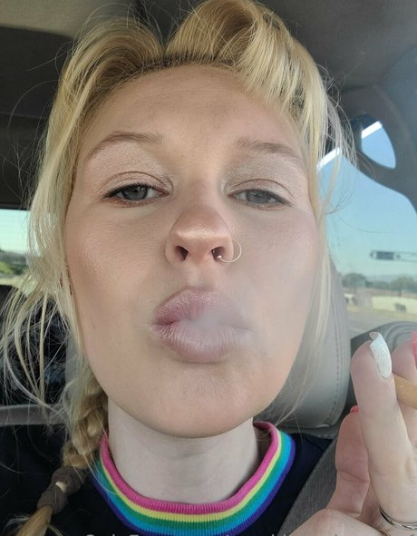 smokingprincessof top freie foto