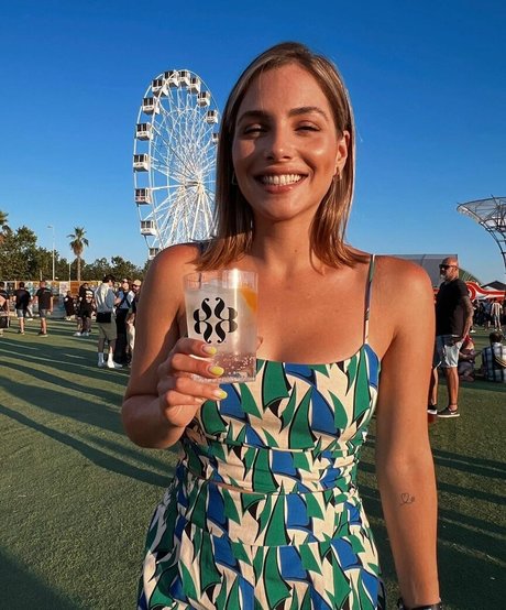 Andrea Duro erotische freie fotos