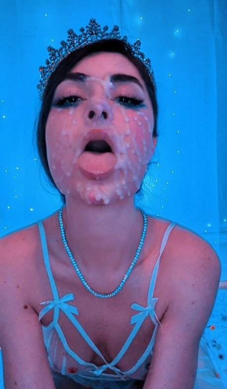 KiraChats nacktheit freie galerie