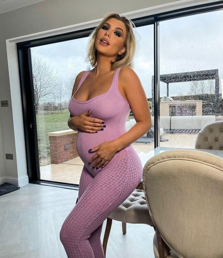 Olivia Buckland erwachsene nackten fotos