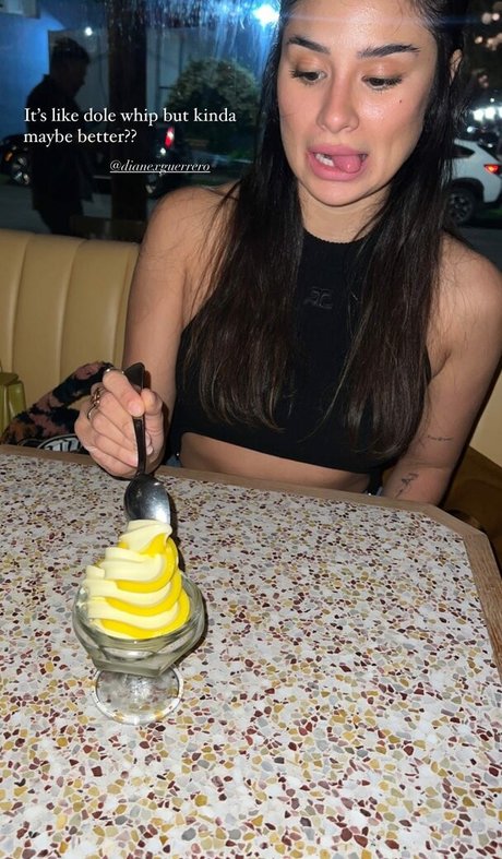 Diane Guerrero heiße erotische foto