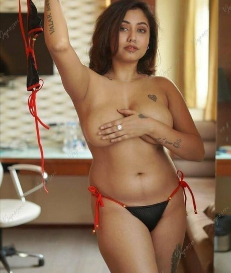 Yajna Seni schöne hübsche galerie