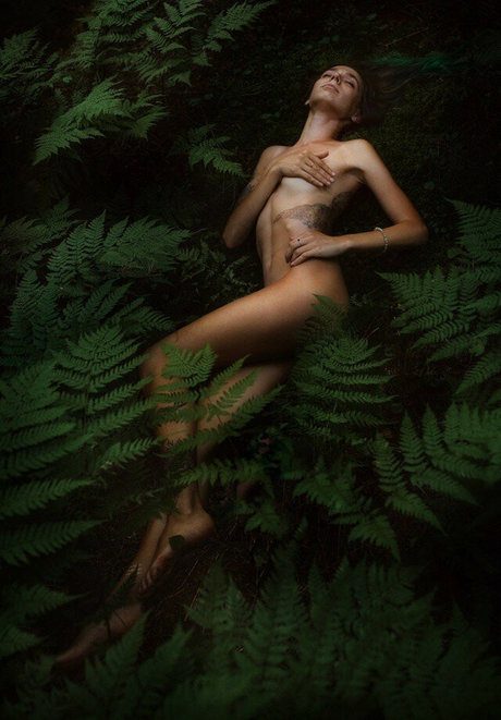 Irina Adelina perfekte kunst fotos