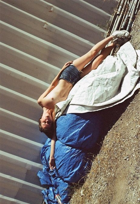 Maggie White erotische exklusive galerie