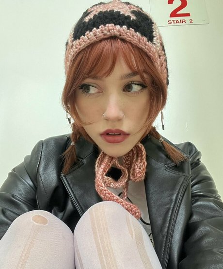 Kailee Morgue porno fotos