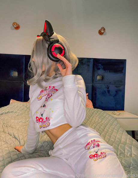 vanessaszwaczka kunst nackte fotos