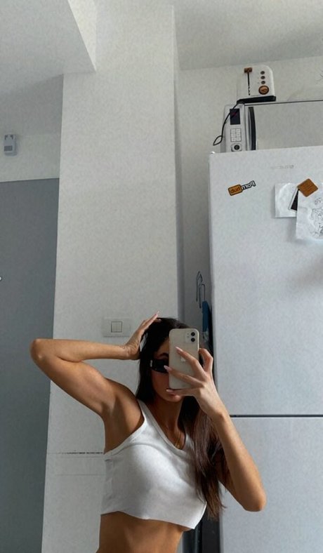 Liya Noga nackt schöne archiv