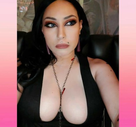 TechNoirCandy model porno galerie