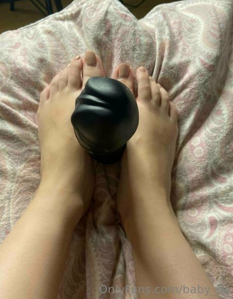 baby lia model porno archiv