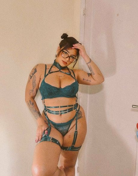 Kennya Raposo pornostar nette bilder