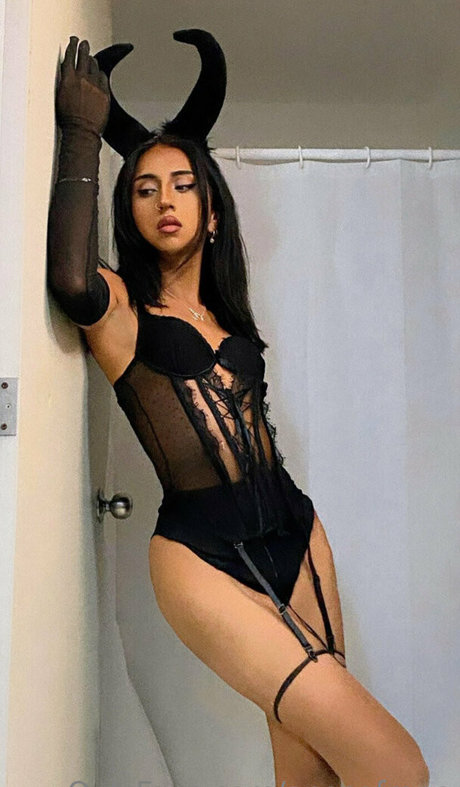 asiatische lesbische onlyfans hübsche akt galerien