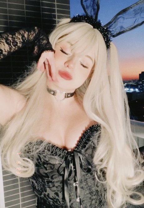 Bihune sexy pornostar bilder