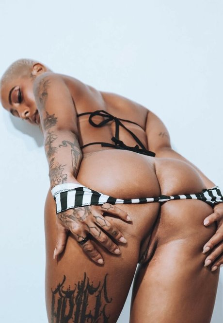 lesbische verführung onlyfans top heiße fotos