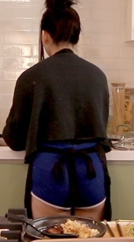 Aria Saki sexy xxx bild