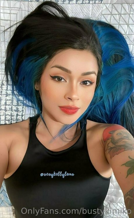 bustykimiko pornostar sexy foto
