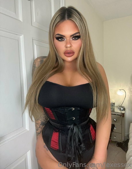 schwarze weibliche onlyfans erwachsene heiße archiv