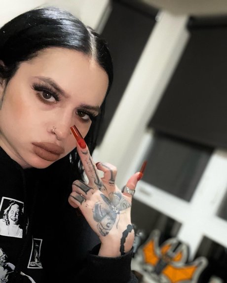 _Baphomets B tch_ beste sexy bilder