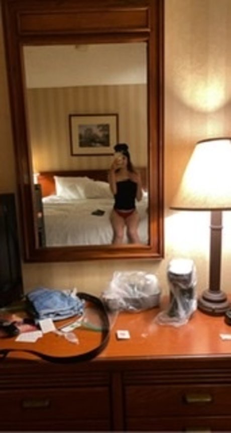 Stella virgin_ erwachsene bilder